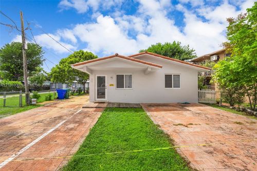 1816 Nw 22nd Ct, Miami, FL, 33125-1306 | Card Image