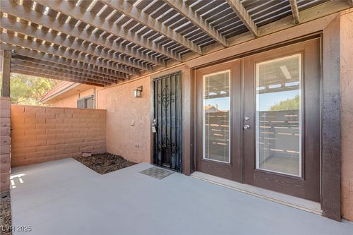 unit-b-6641 Silverstream Ave, Las Vegas, NV, 89107-1145 | Card Image