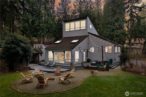 7643 129th Avenue Se, Newcastle, WA, 98056 | Card Image