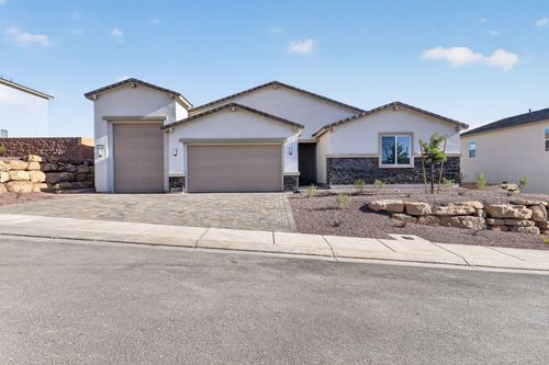3054 W Orco Ln, St George, UT, 84770-8020 | Card Image