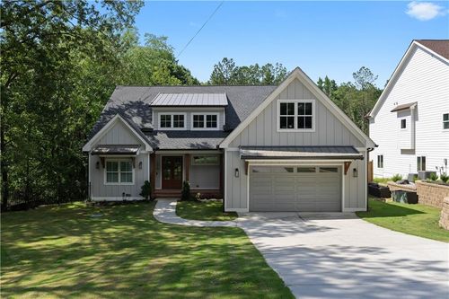 376 Hunnicutt Rd Se, Mableton, GA, 30126-4512 | Card Image