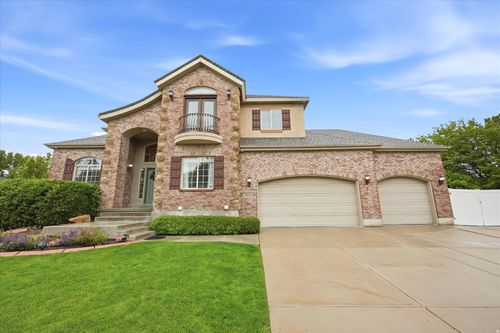 2842 W Table Rock Dr, Taylorsville, UT, 84129-6832 | Card Image