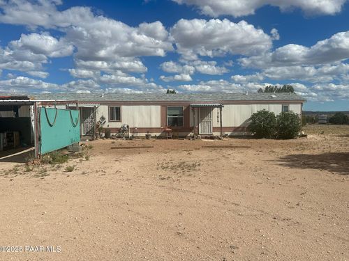 54175 N White Gate Rd, Seligman, AZ, 86337 | Card Image