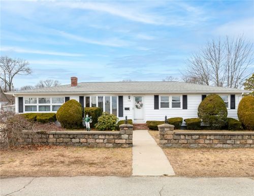 106 Coyle Avenue, East Providence, RI, 02916 | Card Image
