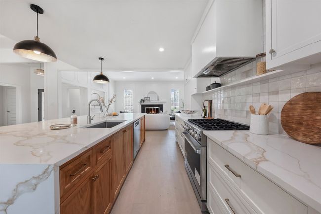 1630 Millview Pl, House other with 4 bedrooms, 3 bathrooms and null parking in Carrollton TX | Image 4