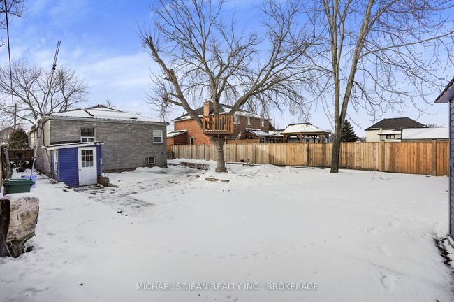 64 First Rd W, House other with 5 bedrooms, 2 bathrooms and 8 parking in Stoney Creek ON | Image 37