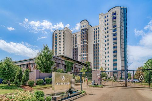 1205-717 S Riverside Dr, Memphis, TN, 38103-1741 | Card Image
