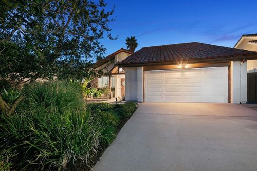 6433 La Paloma St, Carlsbad, CA, 92009-4328 | Card Image