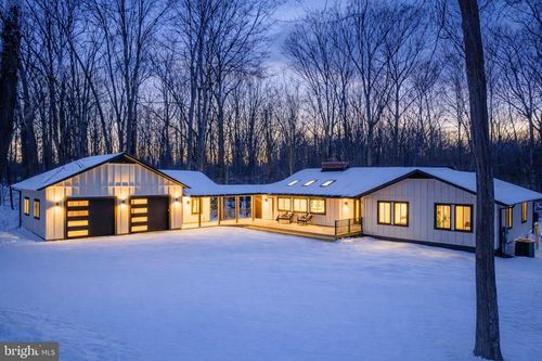 108 Interpromontory Rd, GREAT FALLS, VA, 22066-3217 | Card Image