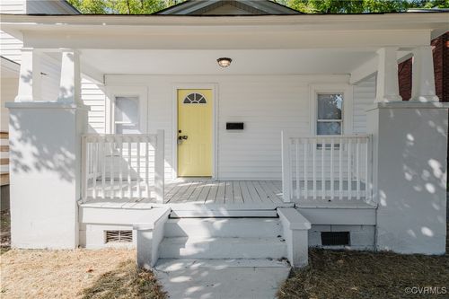 110 S 16th Ave, Hopewell, VA, 23860-3735 | Card Image