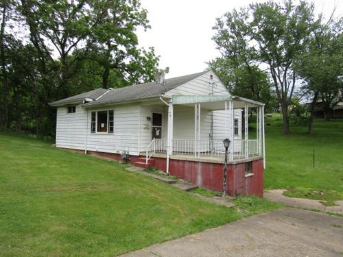 403 Mineola Ave, Washington, PA, 15301-5707 | Card Image