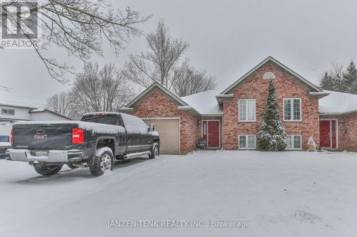 63 E South Street E, Aylmer, ON, N5H1P7 | Card Image