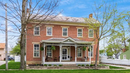 46 E Columbus St, Canal Winchester, OH, 43110-1204 | Card Image