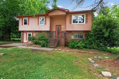 4056 Knollbrook Drive Nw, Huntsville, AL, 35810 | Card Image