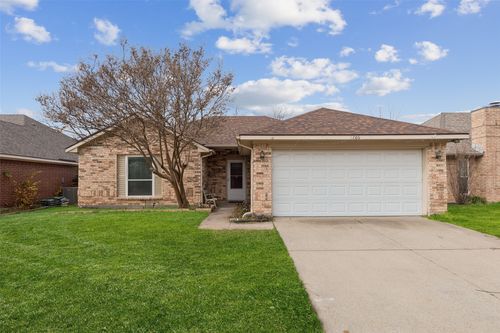 1206 Hanover Dr, Euless, TX, 76040-6357 | Card Image