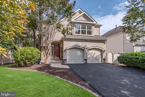 43016 Hedgeapple Court, ASHBURN, VA, 20147 | Card Image
