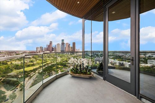 2106-1711 Allen Pkwy, Houston, TX, 77019-2018 | Card Image