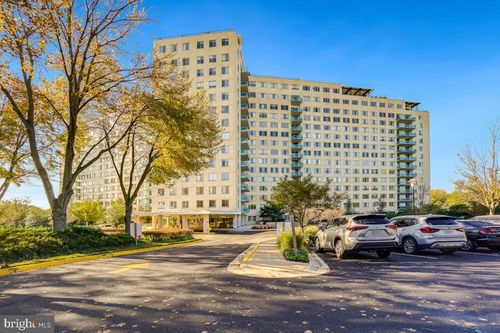304-10500 Rockville Pike, ROCKVILLE, MD, 20852-3335 | Card Image