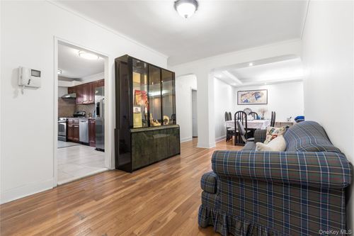 304-64 99th, New York, NY, 11374 | Card Image