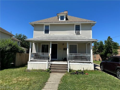1418 Wyandotte Ave, Lakewood, OH, 44107-4724 | Card Image