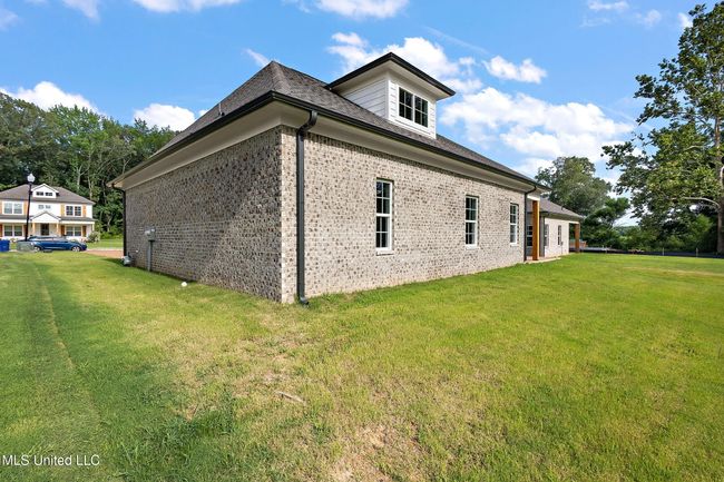 Hackberry | Image 37