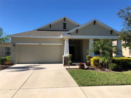33207 Whisper Pointe Dr, WESLEY CHAPEL, FL, 33545-5121 | Card Image