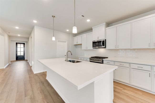 5813 Edward Dr, House other with 3 bedrooms, 2 bathrooms and null parking in Aubrey TX | Image 7