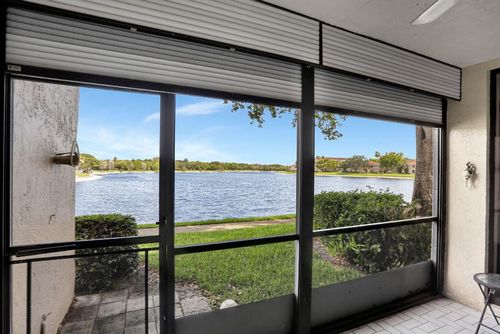 19121-2850 Carambola Cir S, Coconut Creek, FL, 33066-2557 | Card Image