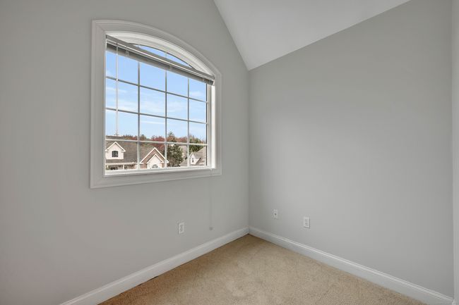 4 - 4 Avery Rd, Condo with 3 bedrooms, 3 bathrooms and null parking in Bloomfield CT | Image 35