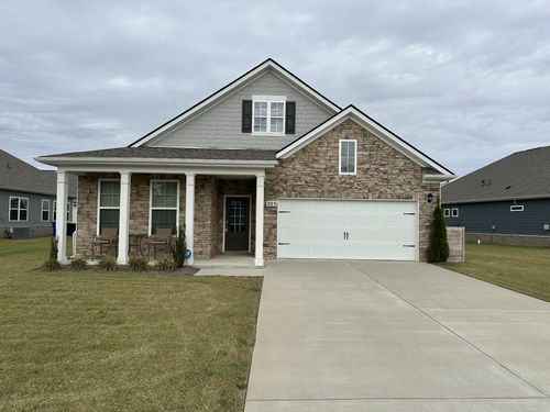 2031 Quinn Dr, White House, TN, 37188-2402 | Card Image