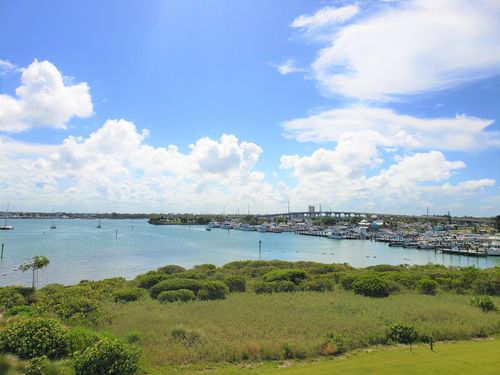 unit-ph06-31 Harbour Isle Dr W, Fort Pierce, FL, 34949-2783 | Card Image