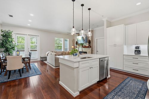 2026-1900 Barton Springs Road, Austin, TX, 78704 | Card Image