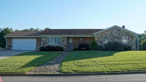 2001 Lancelot Dr, Somerset, KY, 42503-2505 | Card Image