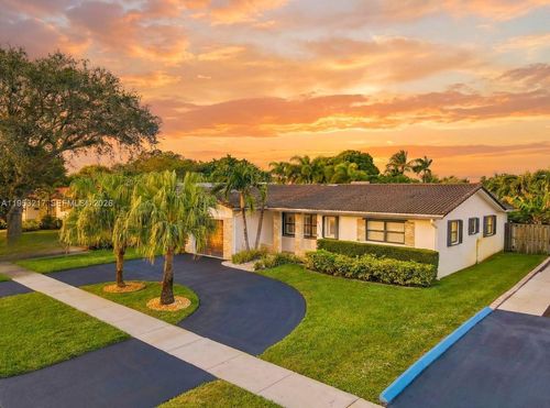 5117 Cleveland St, Hollywood, FL, 33021-4746 | Card Image