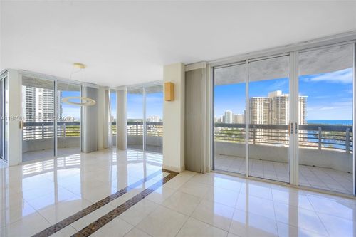 2006-19101 Ne 36th Ct, Aventura, FL, 33180 | Card Image