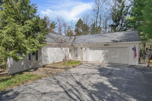 3317 N Timberwood Dr, Traverse City, MI, 49686-3839 | Card Image