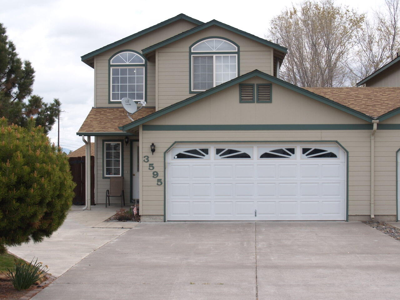 Bobby Jones Ct, Redmond, OR 97756