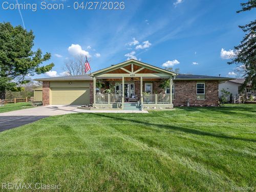 428 E Shore Dr, Whitmore Lake, MI, 48189-9412 | Card Image