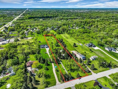 2901 W Forest Avenue, Franklin, WI, 53132 | Card Image
