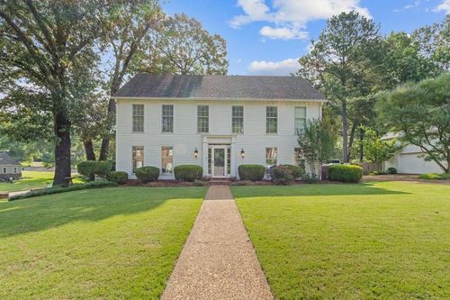 2530 Shepherdwood Ln, Germantown, TN, 38138-6146 | Card Image