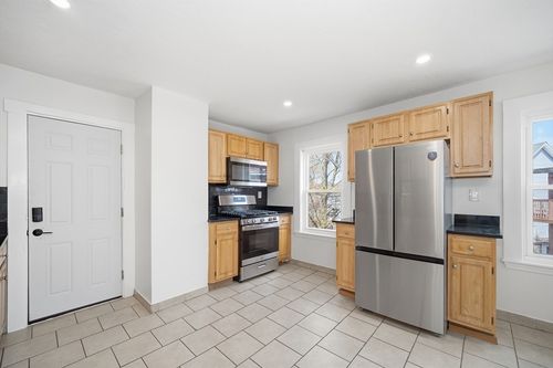 2-117 Quincy St, Quincy, MA, 02169-6506 | Card Image
