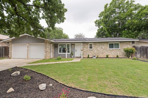 515 Grabo Dr, San Antonio, TX, 78216-3738 | Card Image