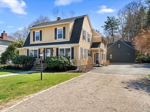 12 Lincoln Ave, Manchester, MA, 01944-1118 | Card Image