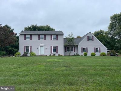 741 Eisenhauer Drive, House other with 4 bedrooms, 2 bathrooms and null parking in TELFORD PA | Image 2