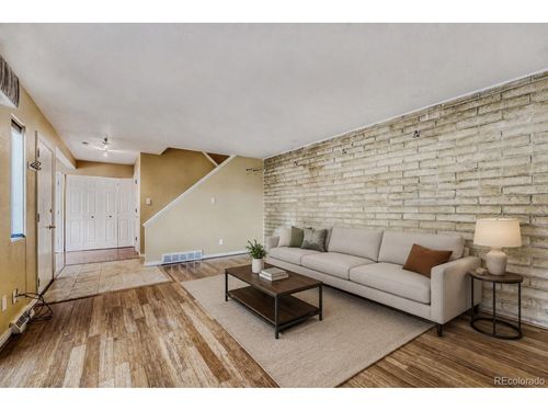 40-1160 S Clinton St, Denver, CO, 80247-2320 | Card Image