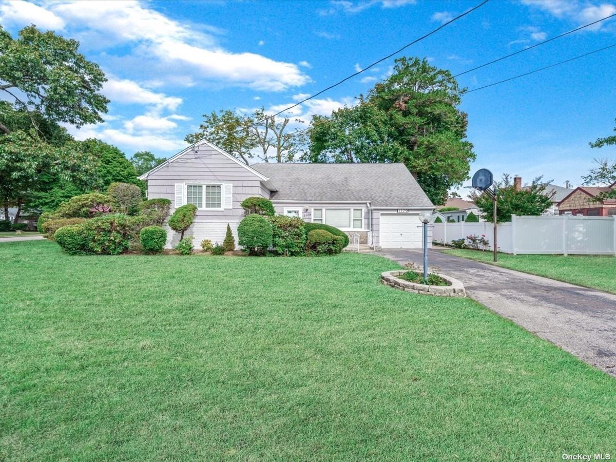 Old Britton Rd, North Bellmore, NY 11710