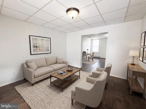 151 Arch St, YORK, PA, 17401-5301 | Card Image