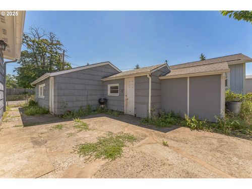 6536 Se Flavel St, Portland, OR, 97206-8057 | Card Image