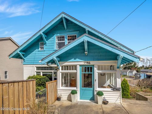 3586 Irving Ave, Astoria, OR, 97103-2531 | Card Image