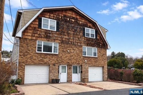 284-282-284 Washington St, Fairview, NJ, 07022-1020 | Card Image